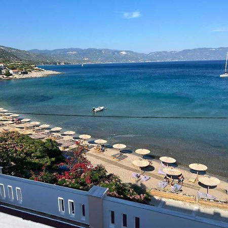 Nereides Seaside Apartments Marathokampos Bagian luar foto