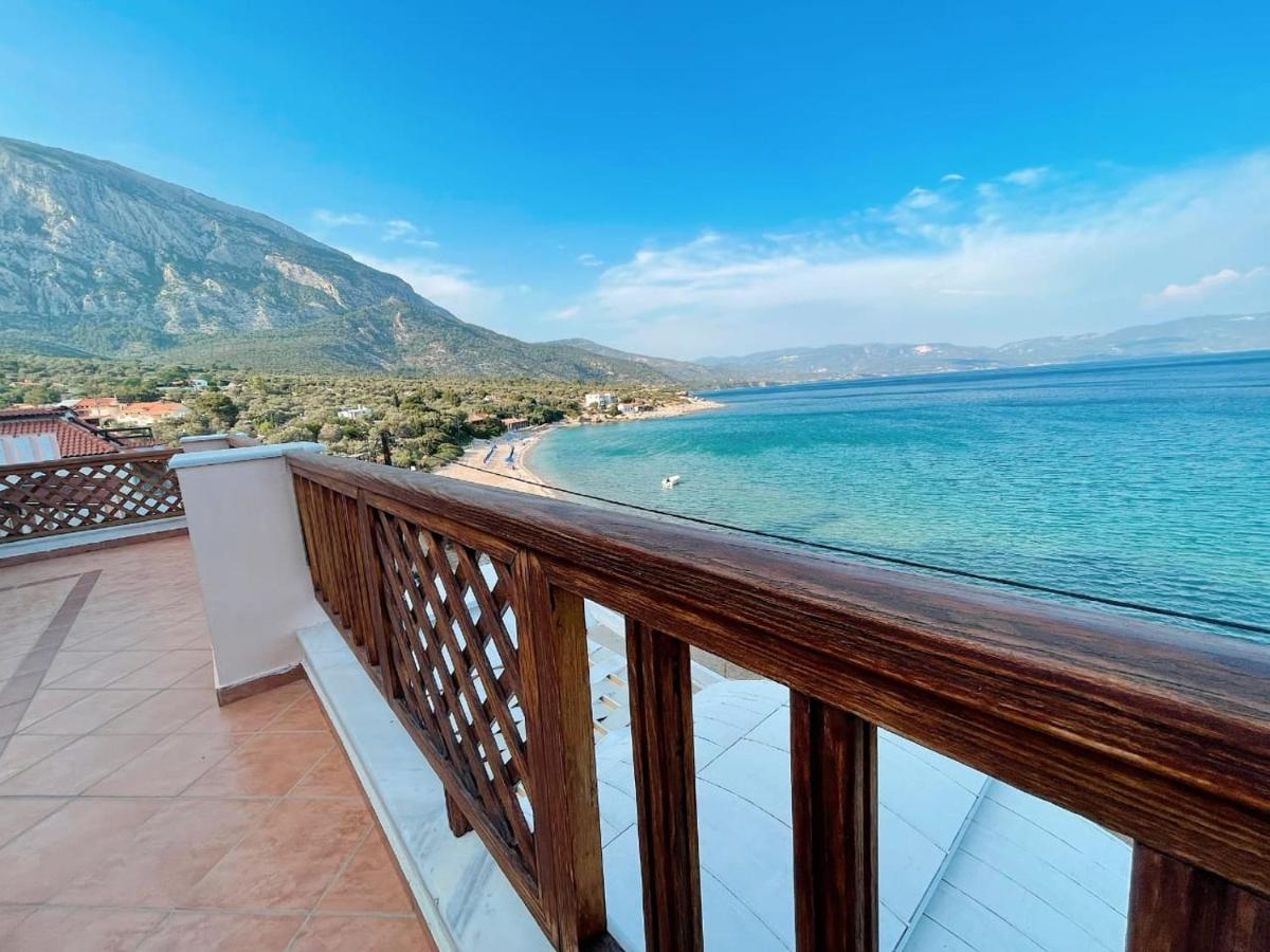 Nereides Seaside Apartments Marathokampos Bagian luar foto