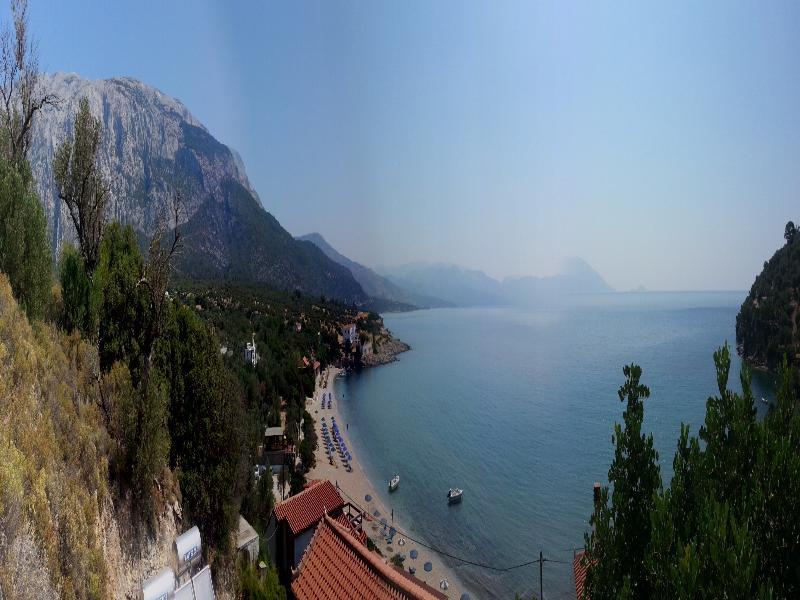 Nereides Seaside Apartments Marathokampos Bagian luar foto