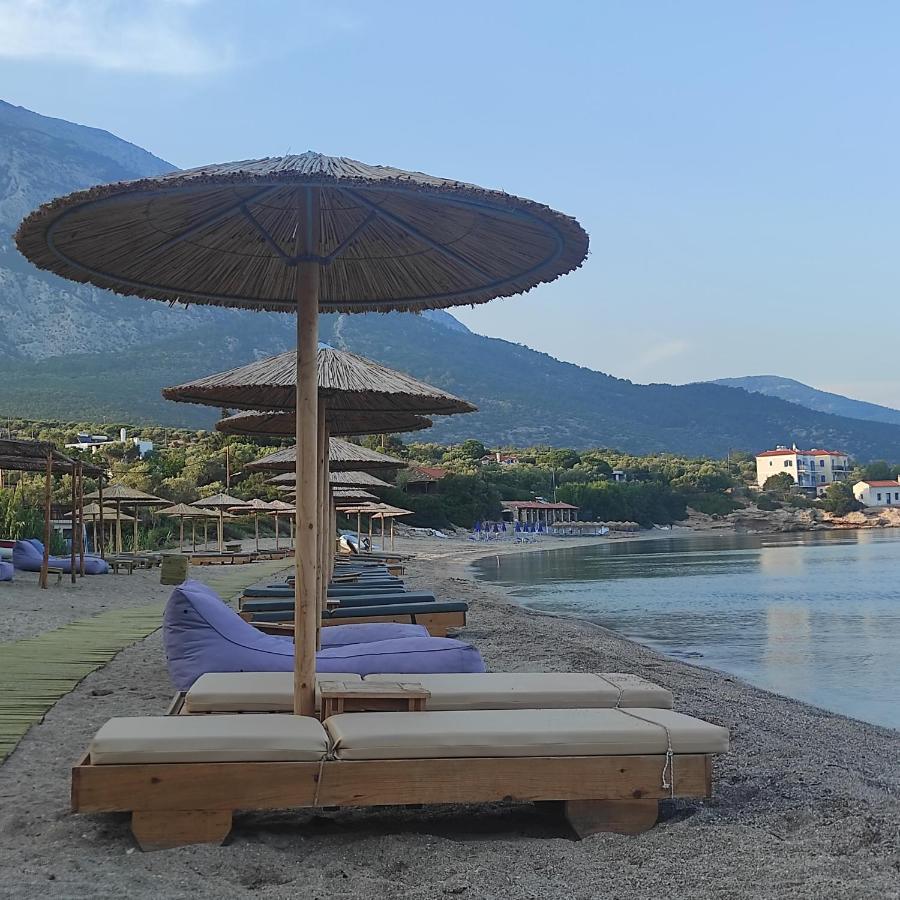 Nereides Seaside Apartments Marathokampos Bagian luar foto