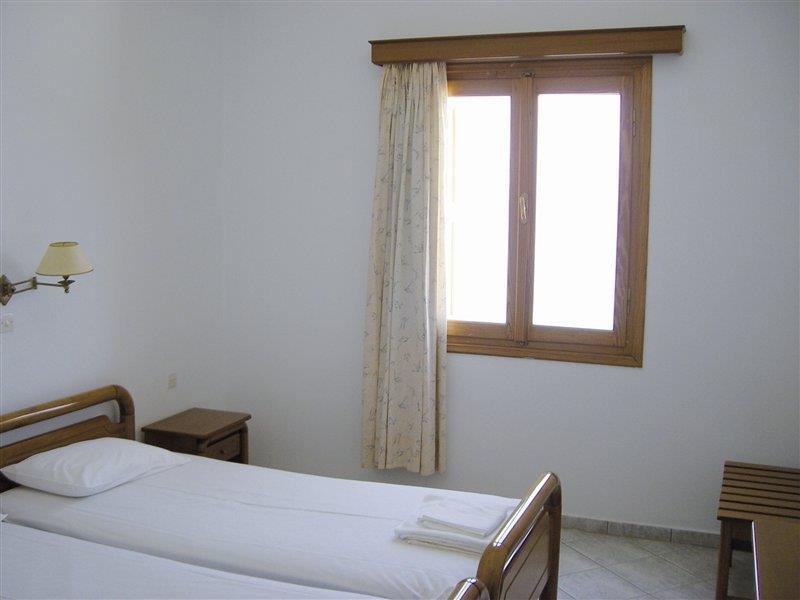 Nereides Seaside Apartments Marathokampos Bagian luar foto