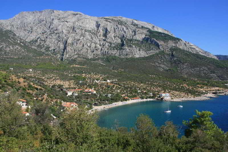 Nereides Seaside Apartments Marathokampos Bagian luar foto