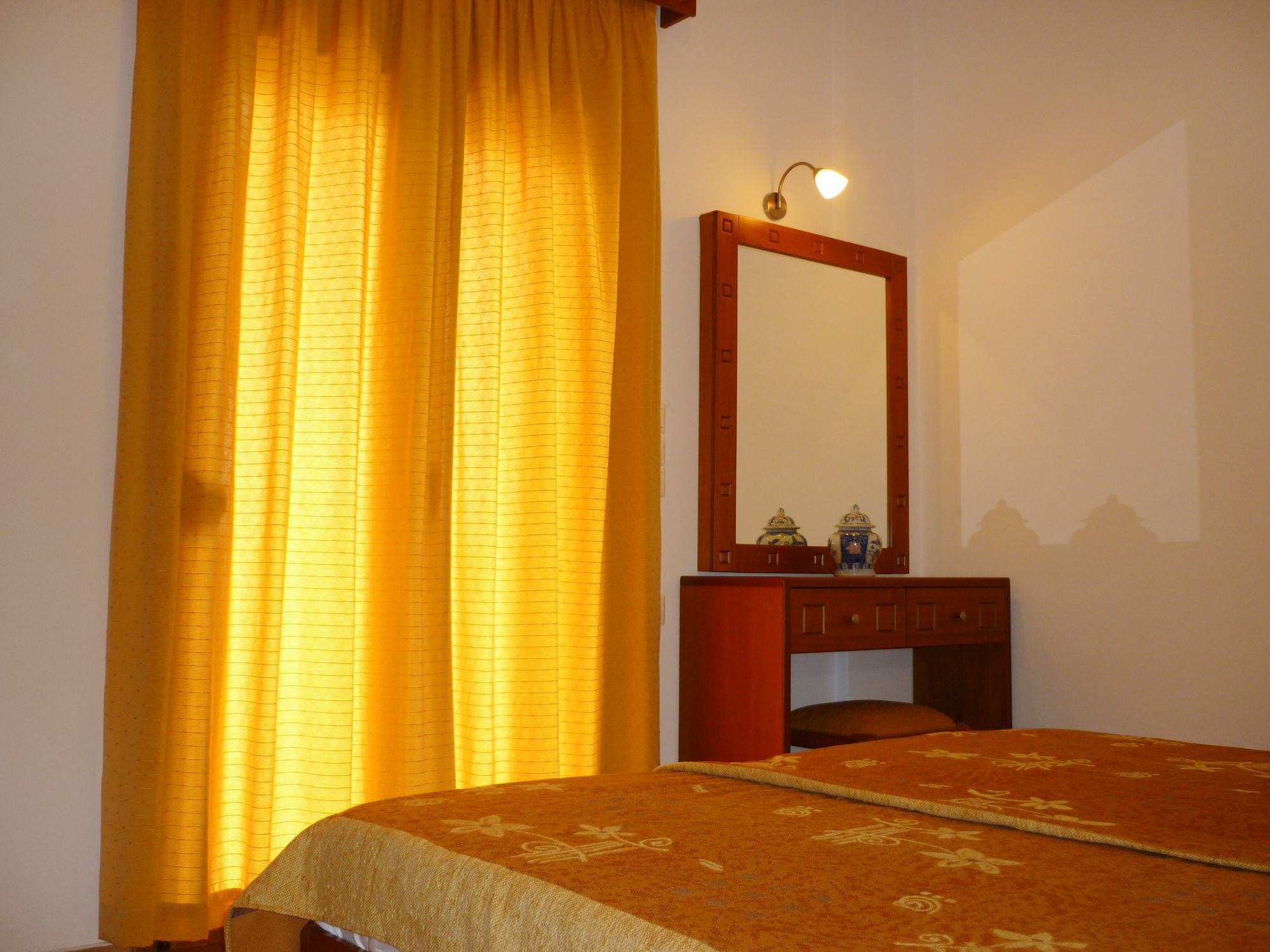 Nereides Seaside Apartments Marathokampos Bagian luar foto